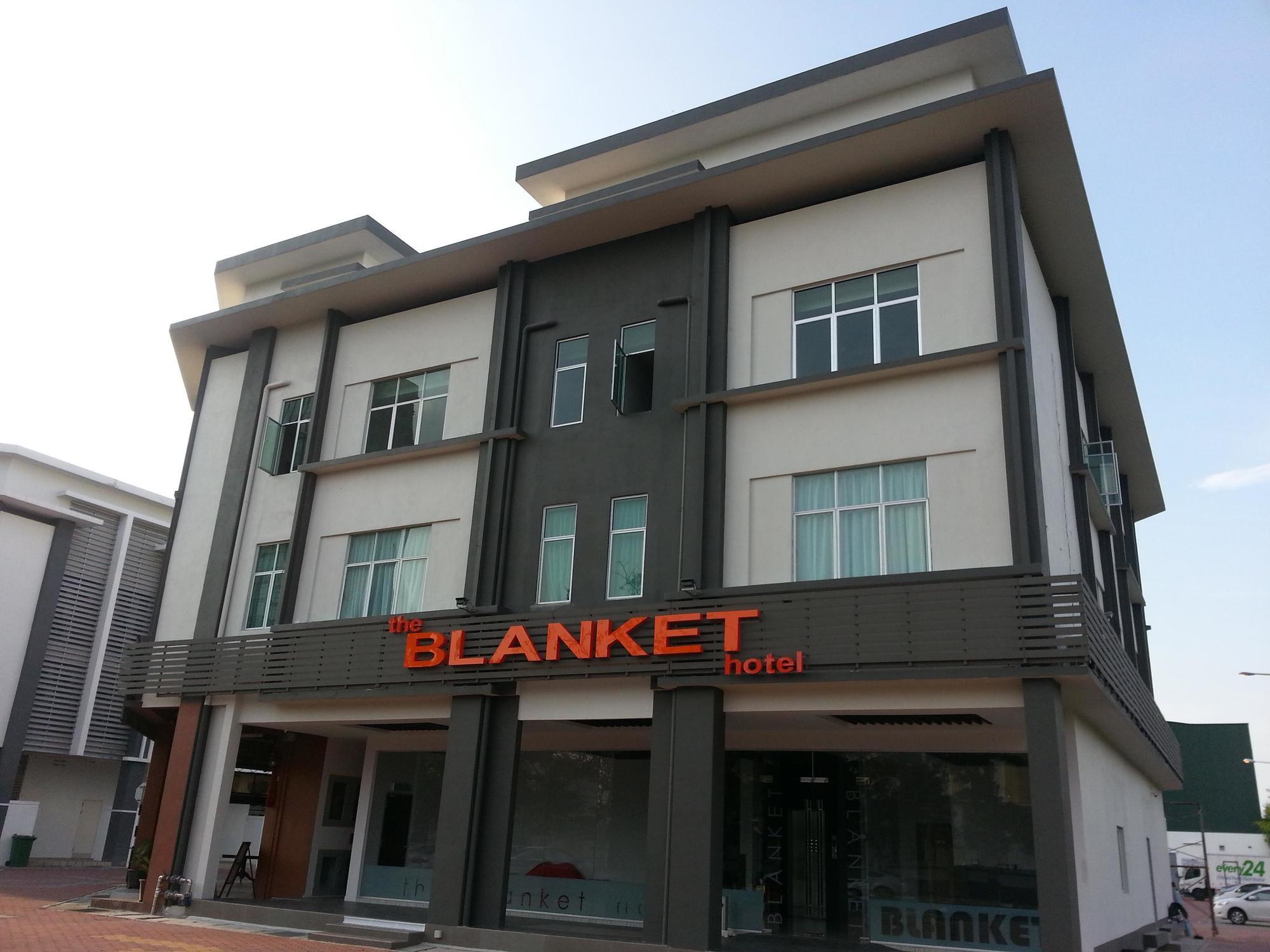 โรงแรมเดอะ แบล็งเก็ต เซเบรัง จายา เพราย ภายนอก รูปภาพ