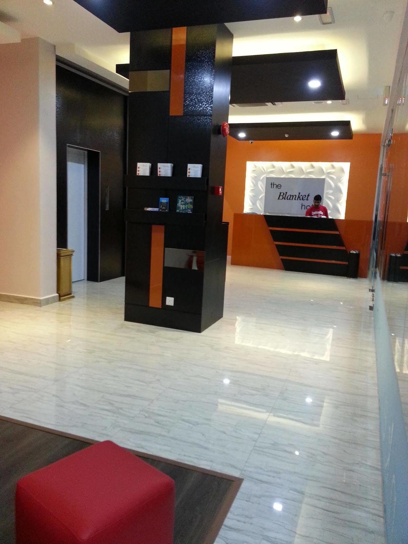 โรงแรมเดอะ แบล็งเก็ต เซเบรัง จายา เพราย ภายนอก รูปภาพ