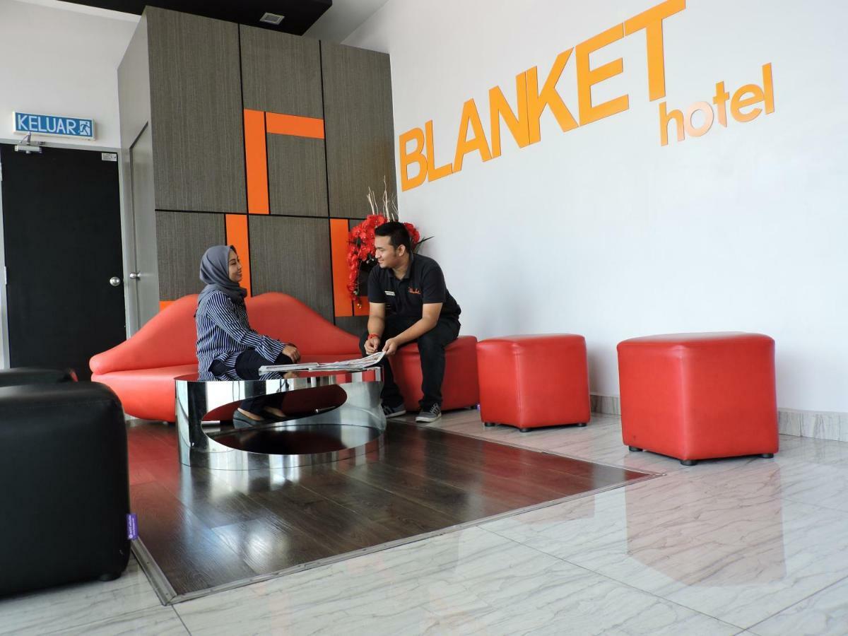 โรงแรมเดอะ แบล็งเก็ต เซเบรัง จายา เพราย ภายนอก รูปภาพ